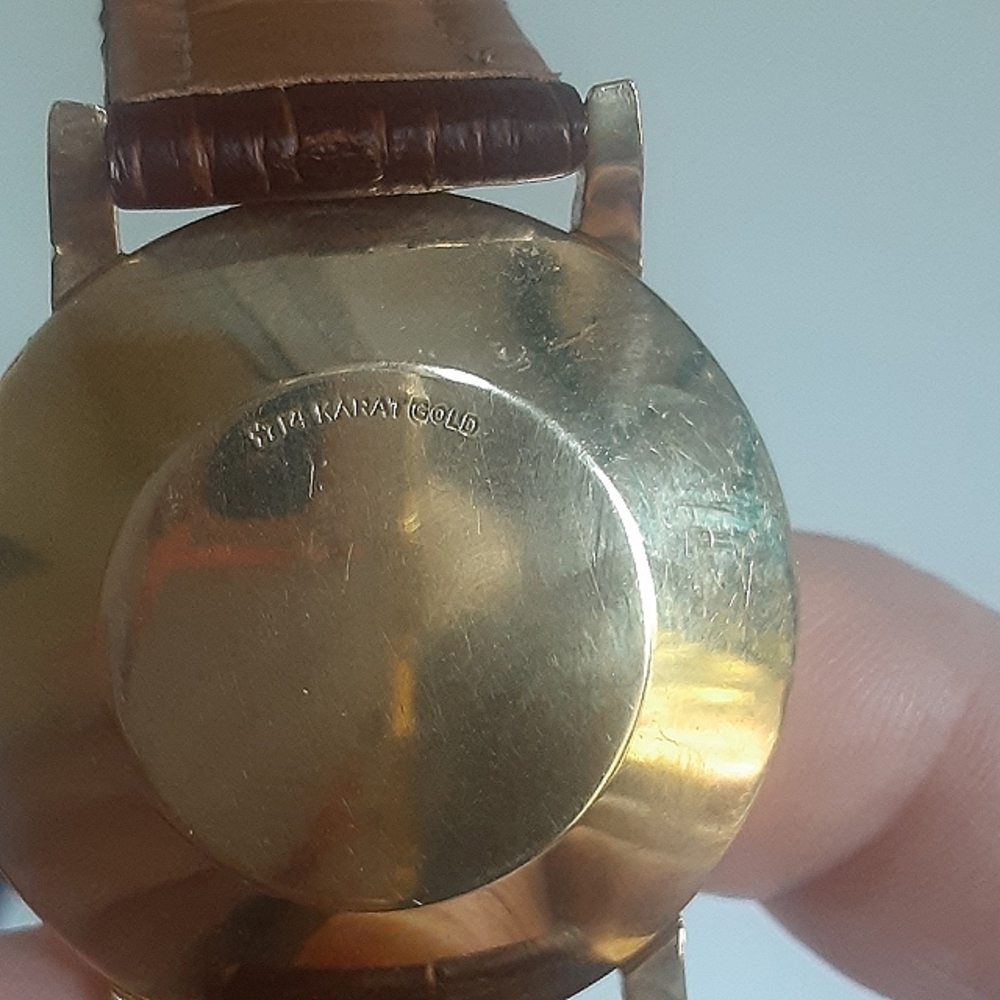 LONGINES Men's 14kt Vintage Watch - Picture 3 of 10